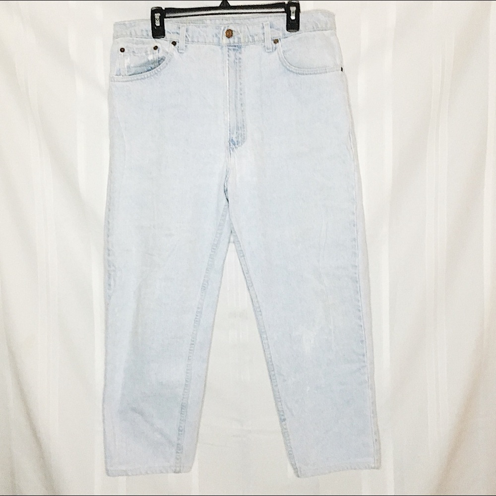 Levi’s 550 | High waisted mom jeans